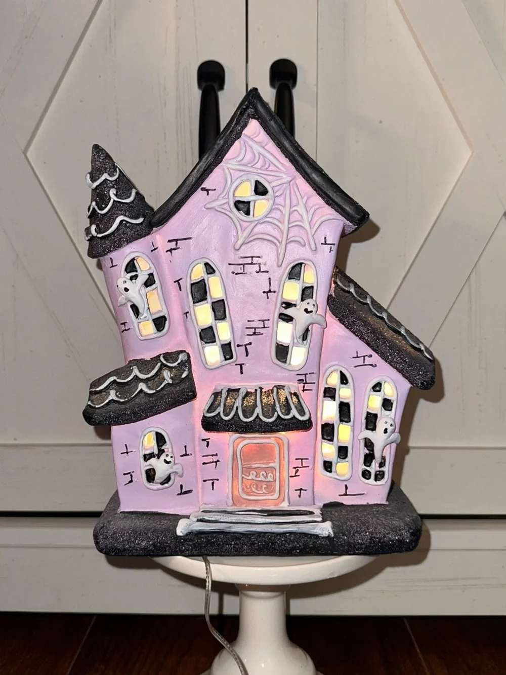 Goblin & Ghoul Lavender Ghost LED Haunted House Halloween Decor